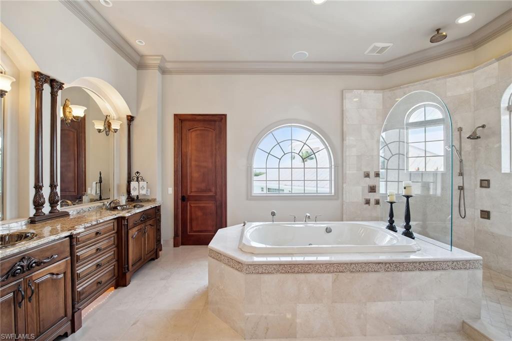 MARCO ISLAND - Residential