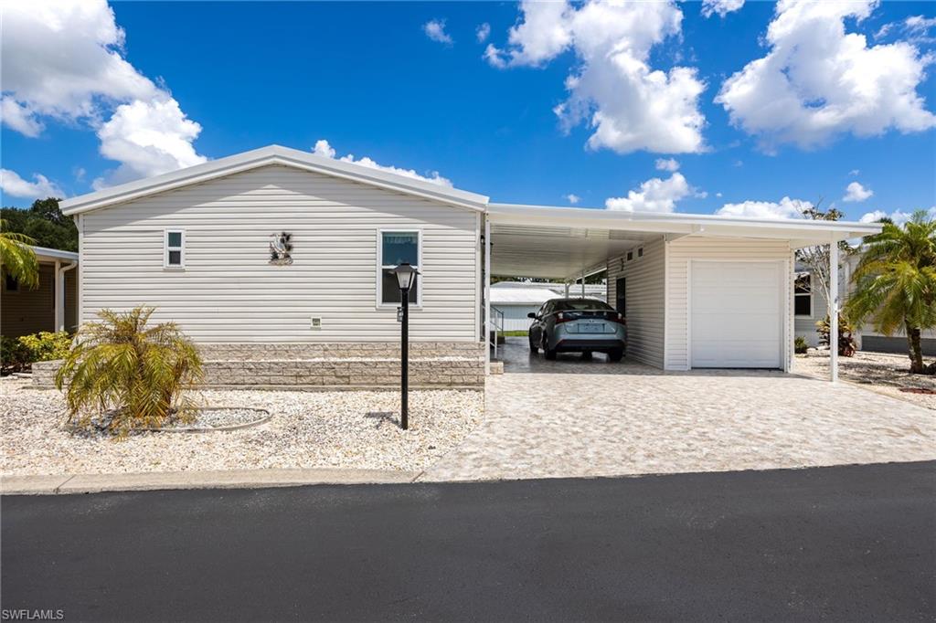 SIX LAKES COUNTRY CLUB - Residential