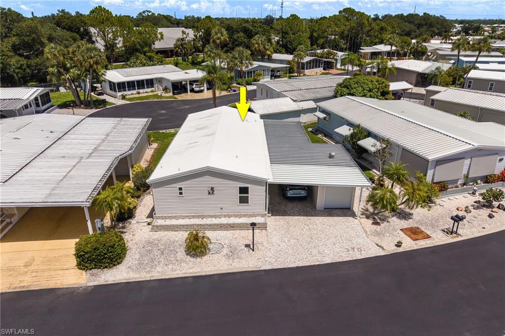 SIX LAKES COUNTRY CLUB - Residential
