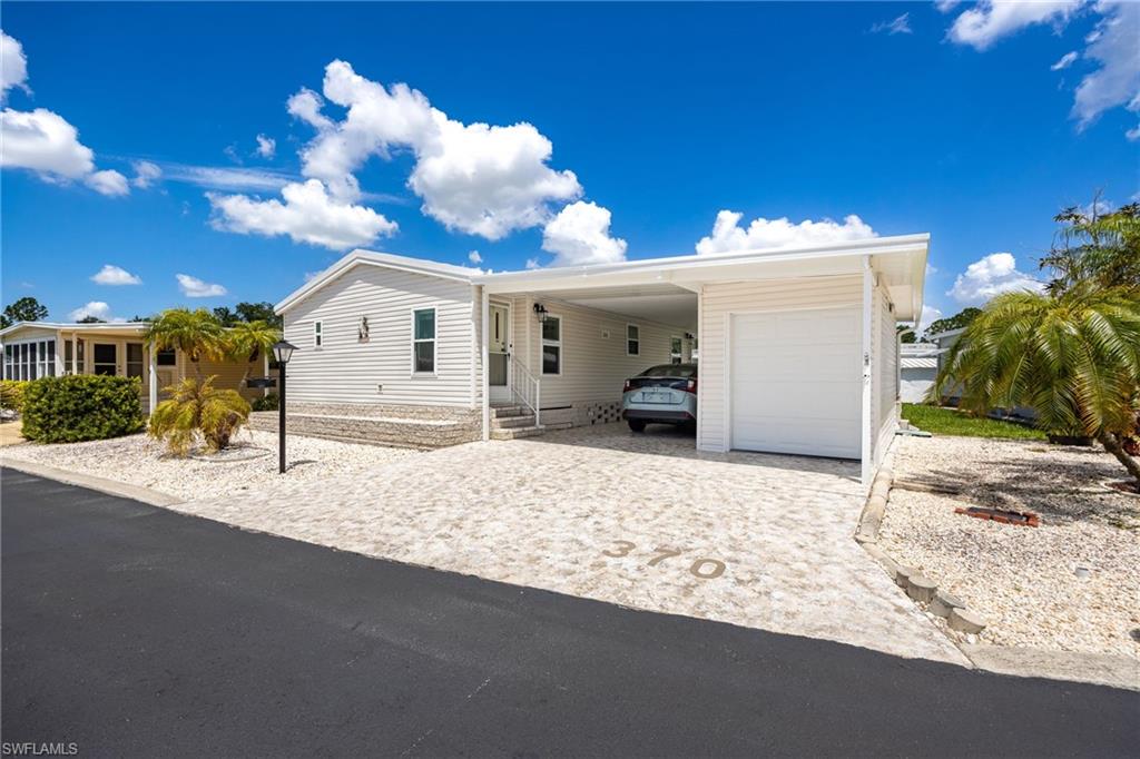 SIX LAKES COUNTRY CLUB - Residential