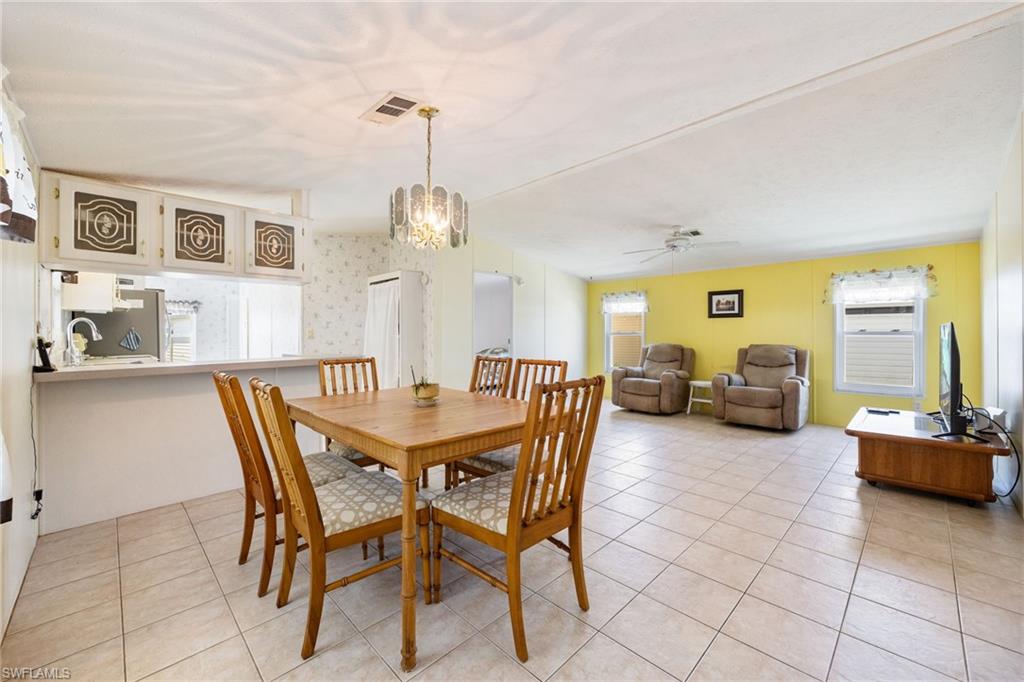 SIX LAKES COUNTRY CLUB - Residential