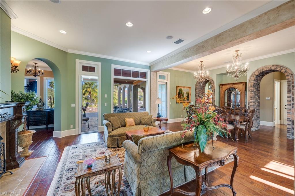 AQUALANE SHORES - Residential