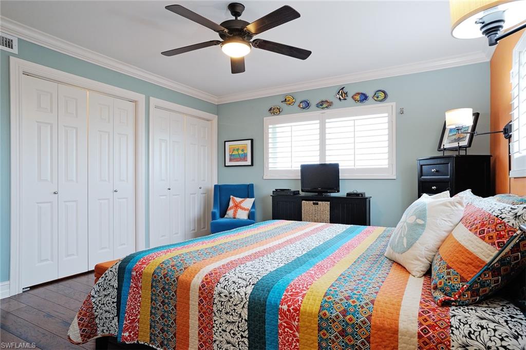 BEACHMOOR - Residential