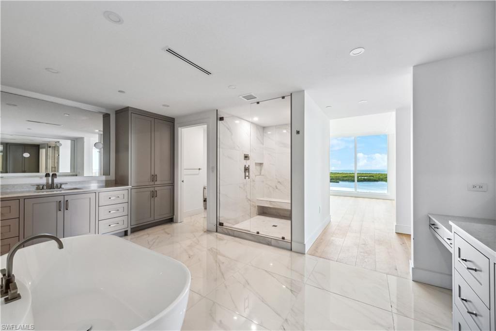 KALEA BAY TOWER 400 - Residential