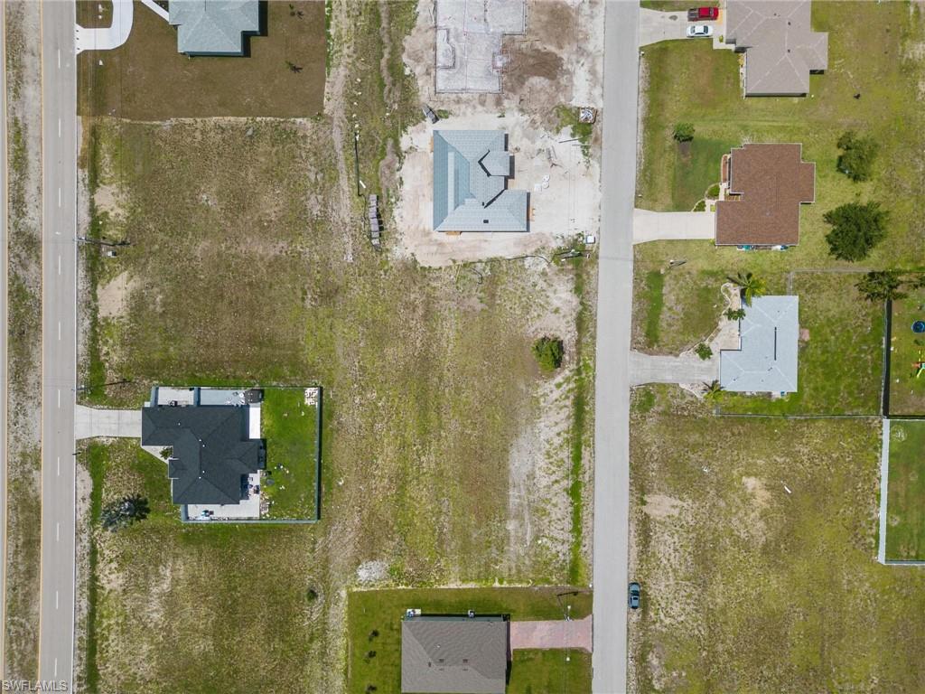 CAPE CORAL - Land