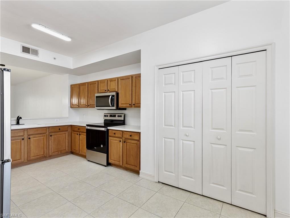 ISLAND SOUND - Residential