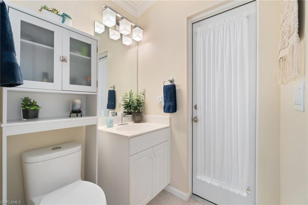 FOUNTAIN LAKES - Residential