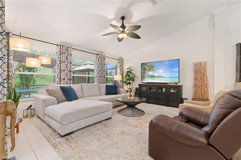 FOUNTAIN LAKES - Residential