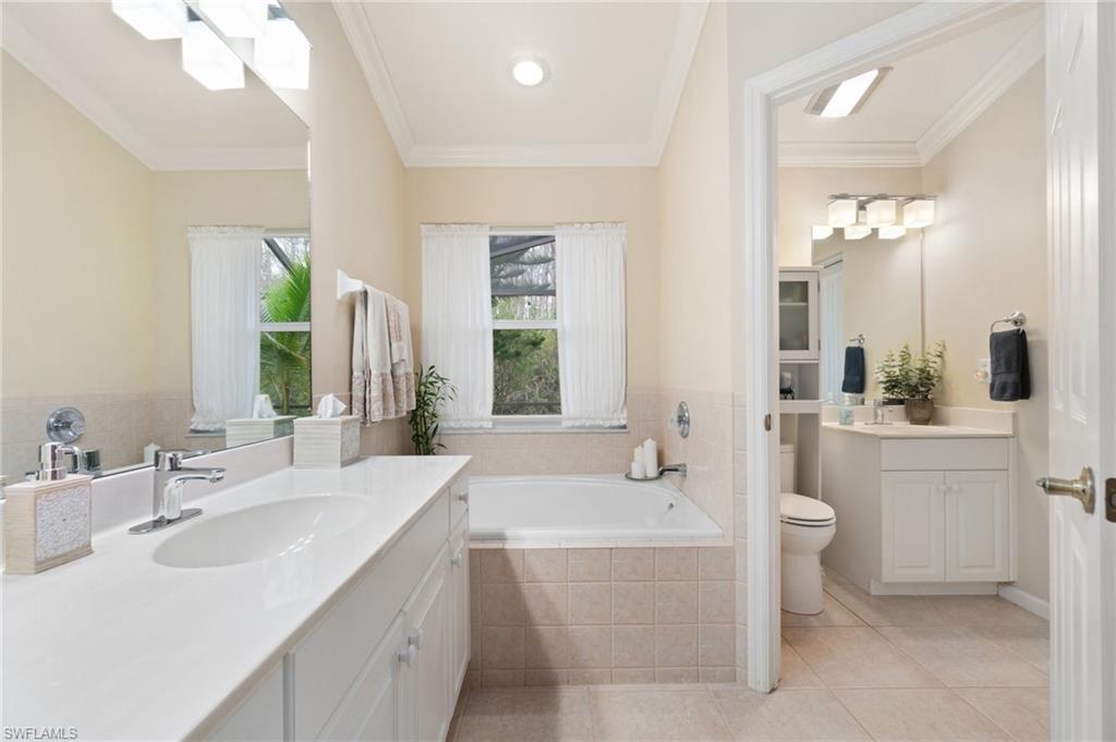 FOUNTAIN LAKES - Residential