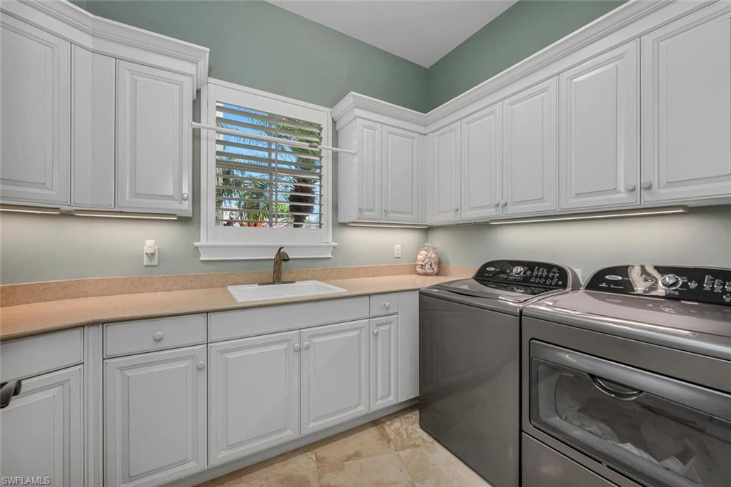 BAY LAUREL ESTATES - Residential