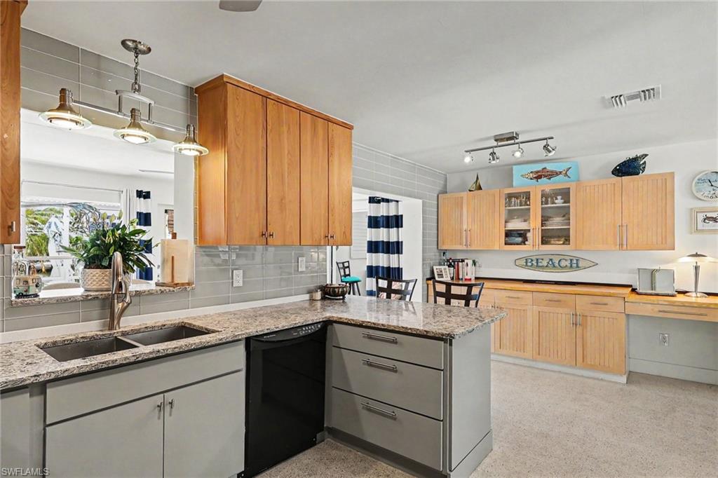 BAYVIEW ACRES - Residential