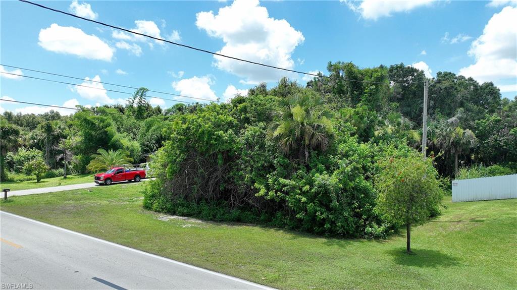 LEHIGH ACRES - Land
