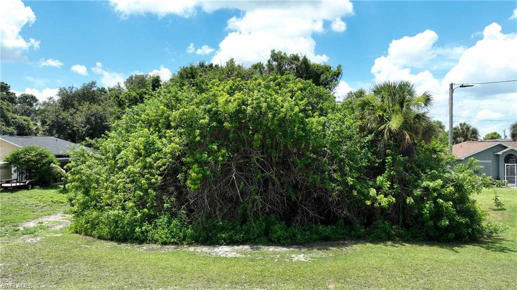 LEHIGH ACRES - Land