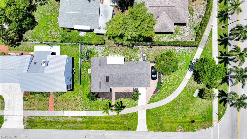 ALLEN COURT - Residential