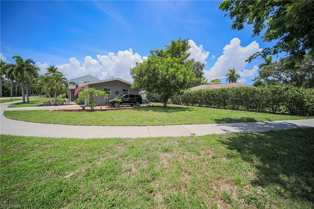 ALLEN COURT - Residential