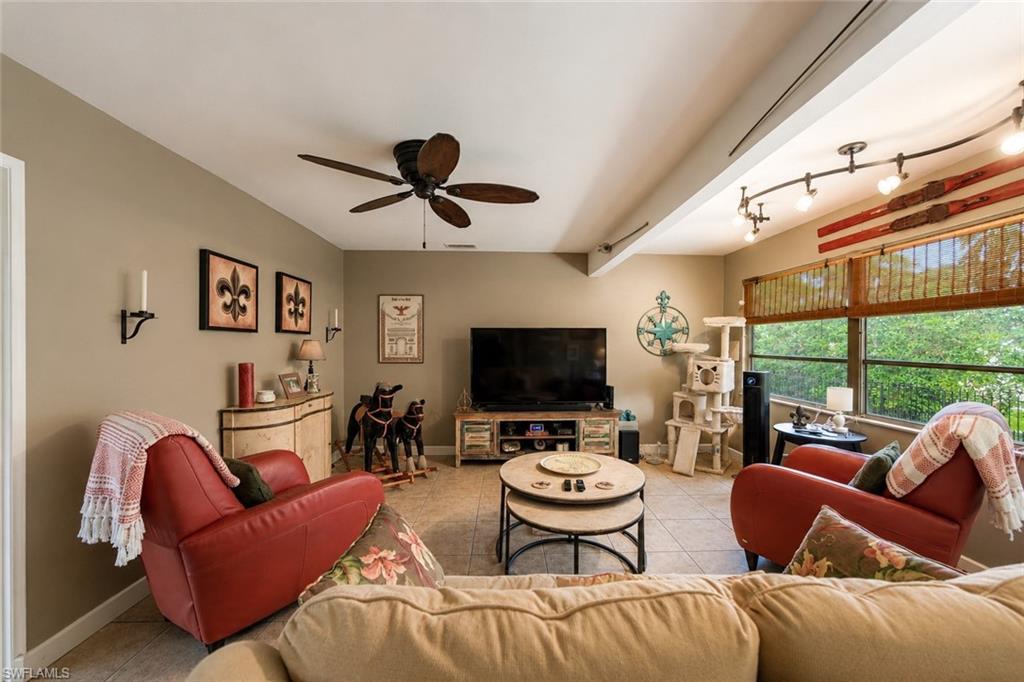 ALLEN COURT - Residential