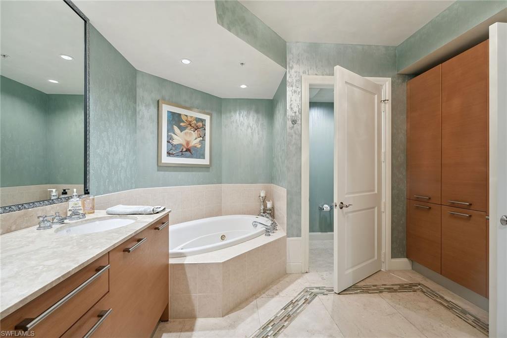 AQUA - Residential