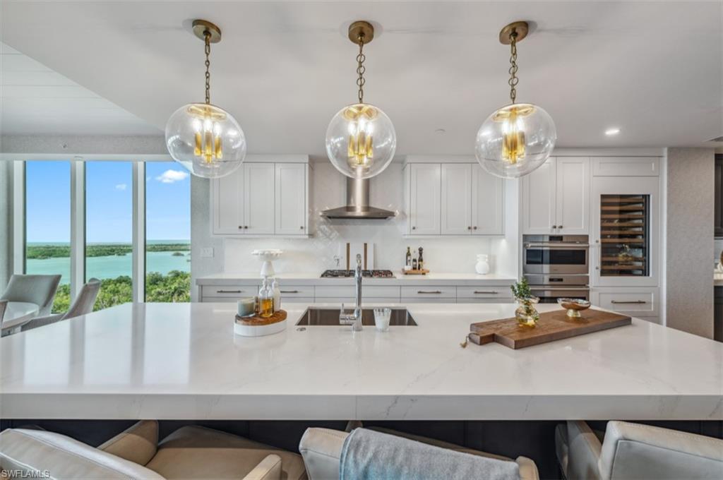 KALEA BAY TOWER 200 - Residential