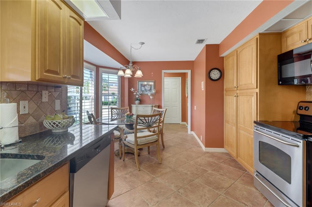 QUAIL CREEK VILLAGE - Residential Lease