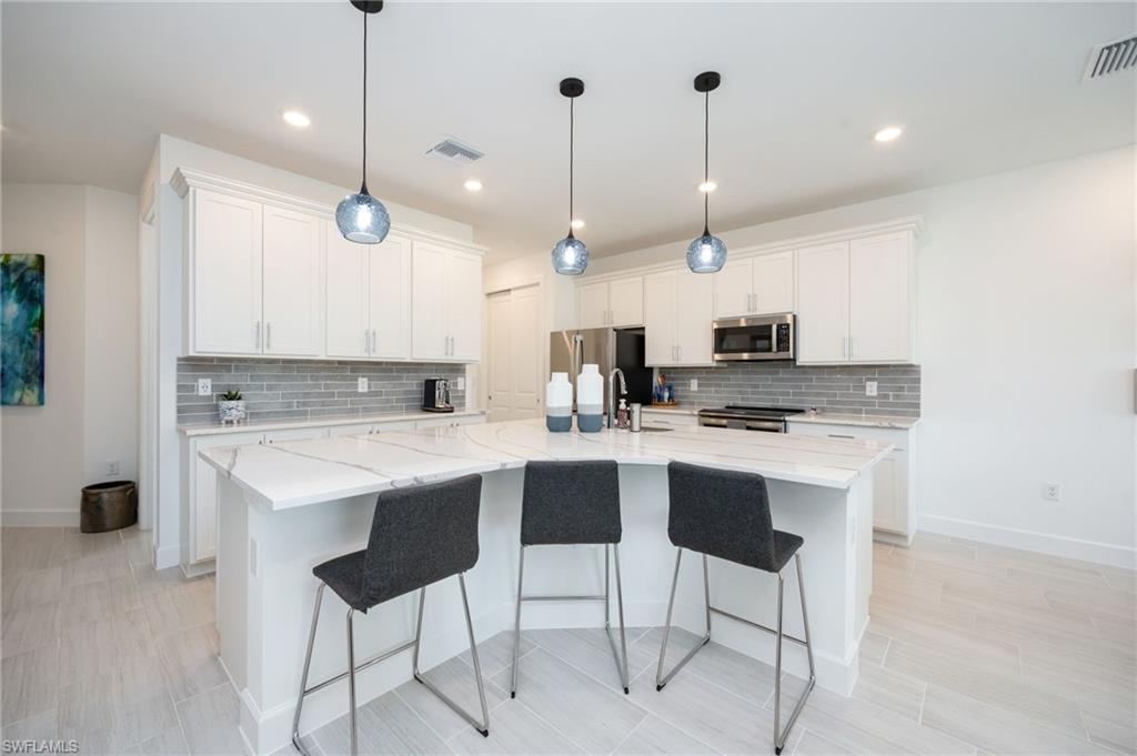 SONOMA OAKS - Residential