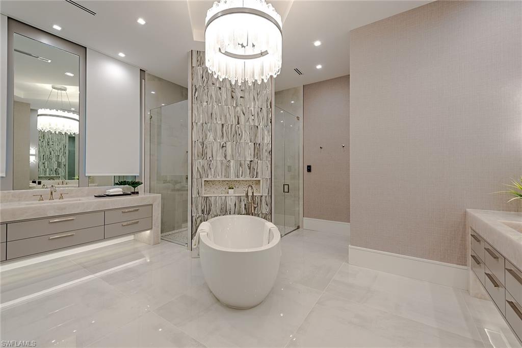 BAY COLONY SHORES - Residential