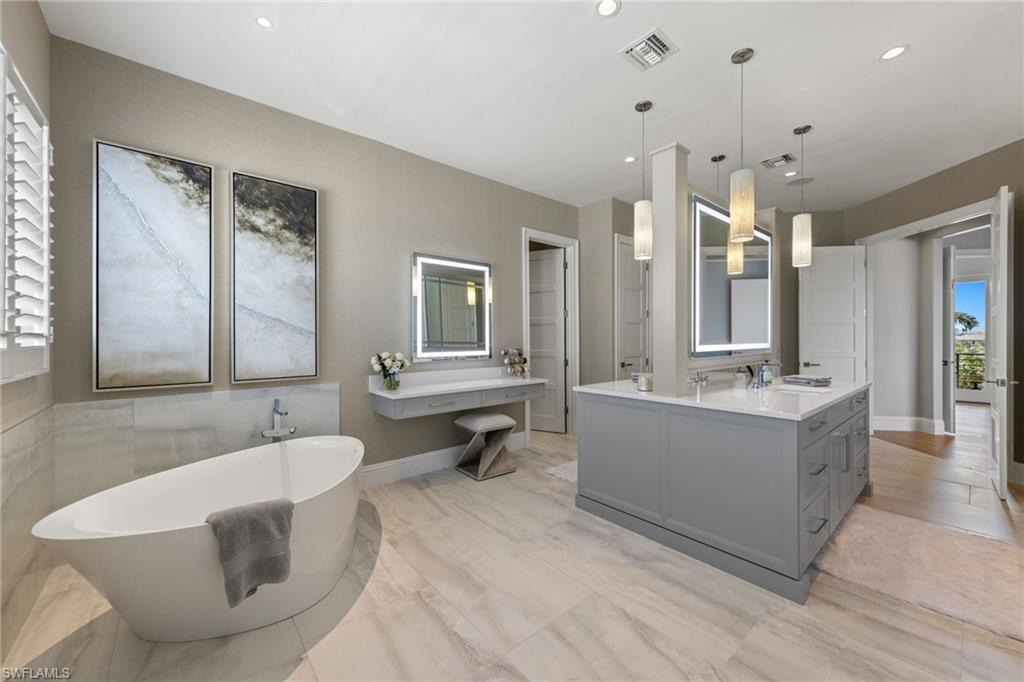 CALOOSA COVE - Residential