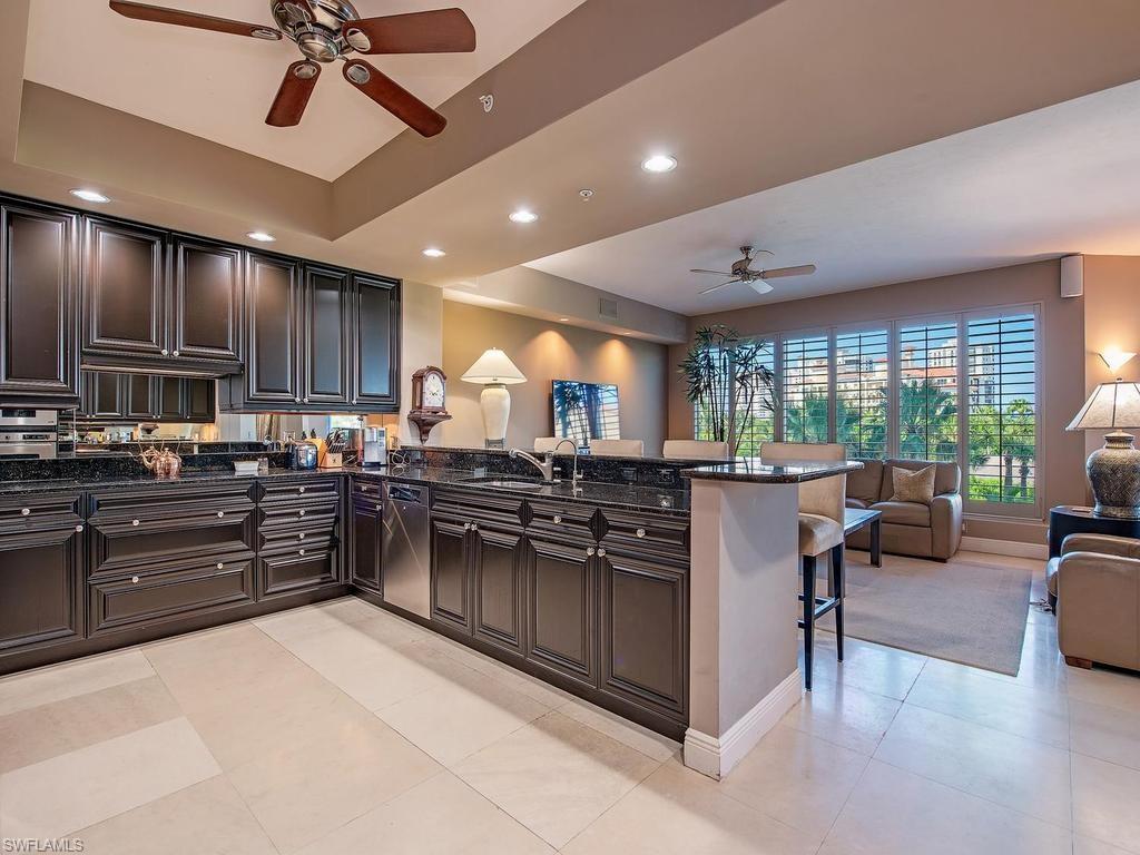 TRIESTE AT BAY COLONY - Residential