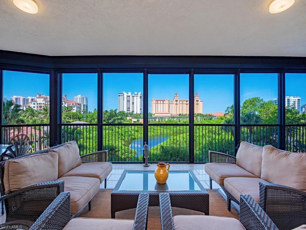 TRIESTE AT BAY COLONY - Residential