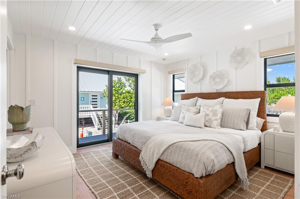 BEACH HOMES - Residential