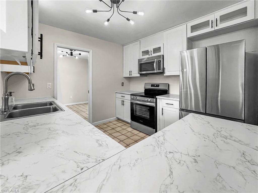 CAPE CORAL - Residential Lease