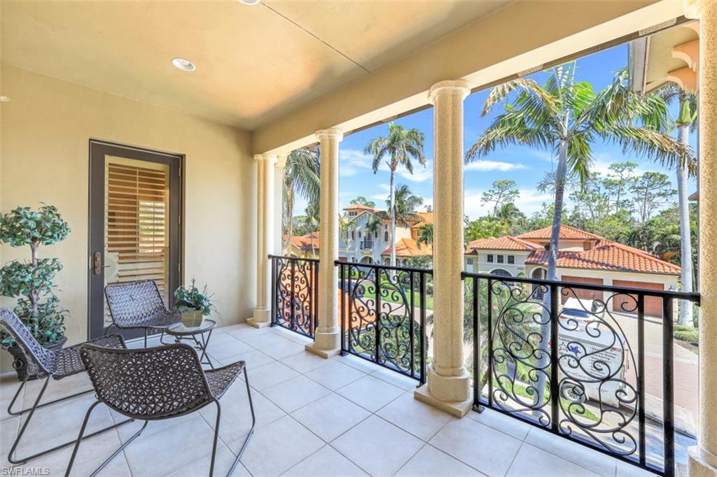 SERAFINA AT TIBURON - Residential