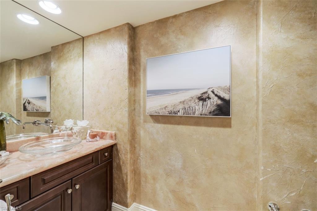 SERAFINA AT TIBURON - Residential