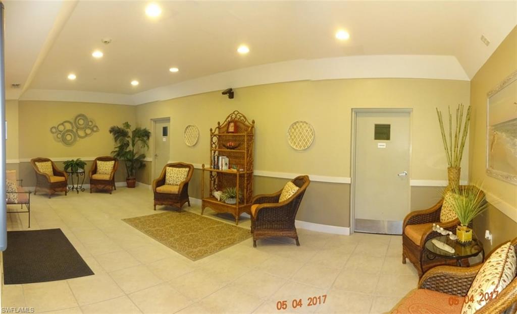 SUTTON WALK - Residential
