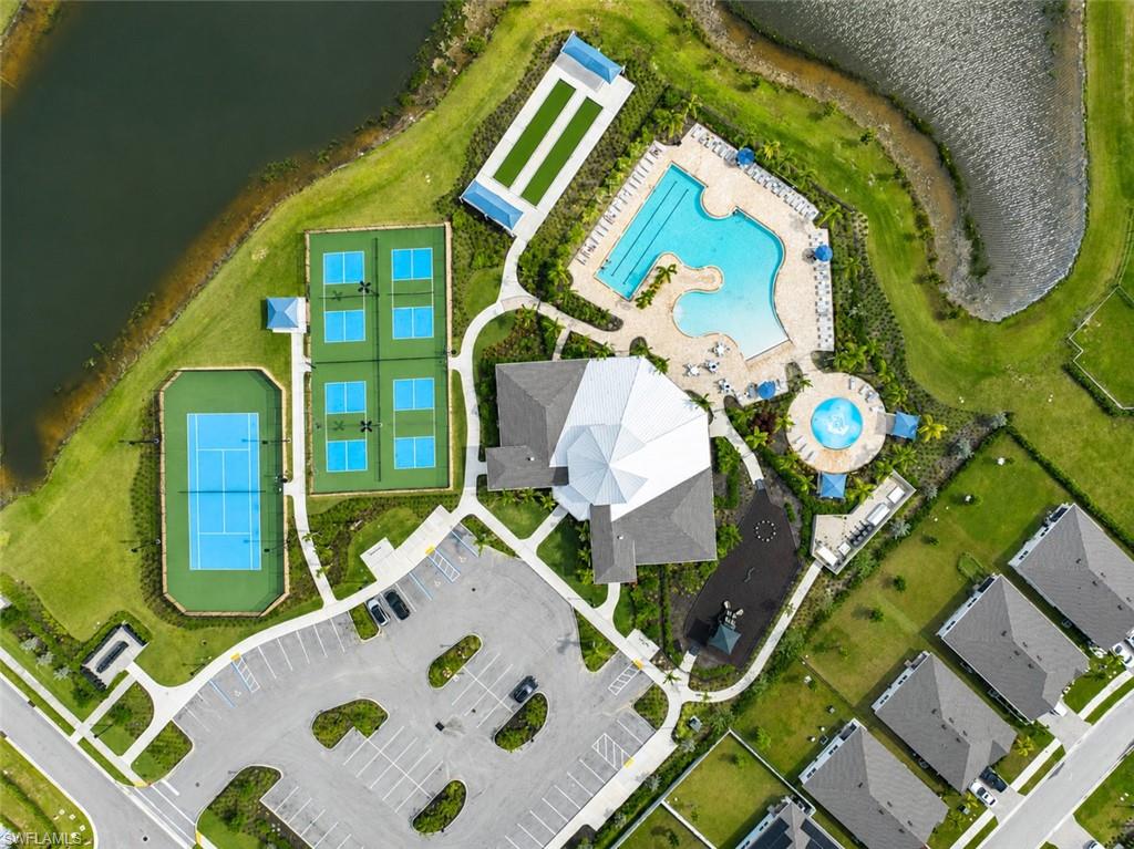 CORAL BAY - Residential