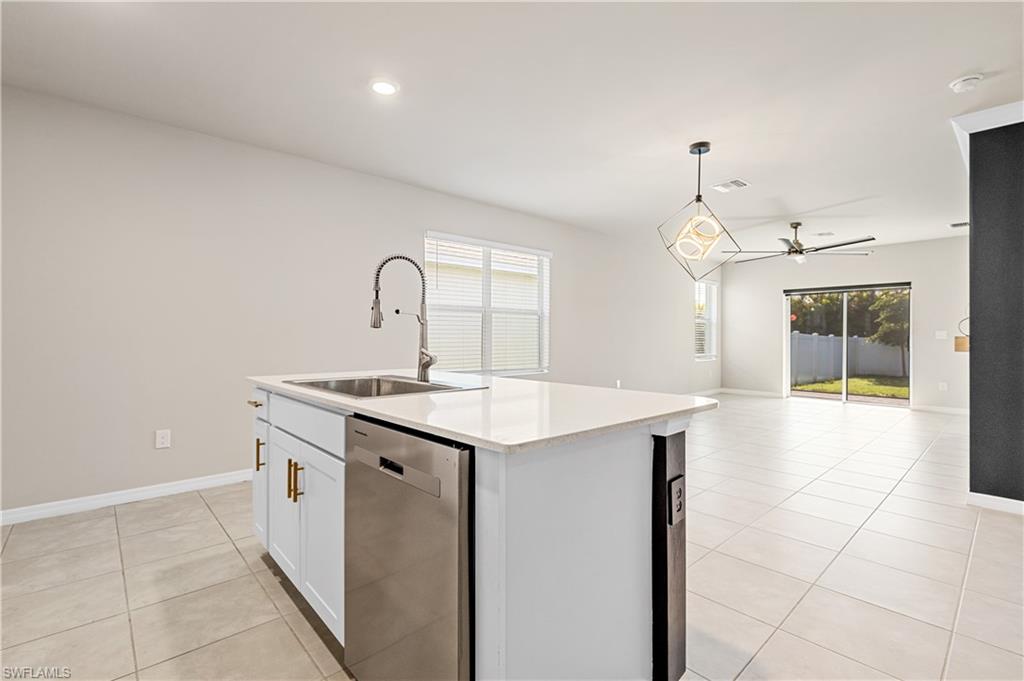 CORAL BAY - Residential