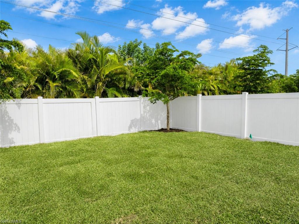 CORAL BAY - Residential