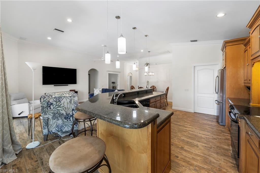 CRESCENT COVE - Residential