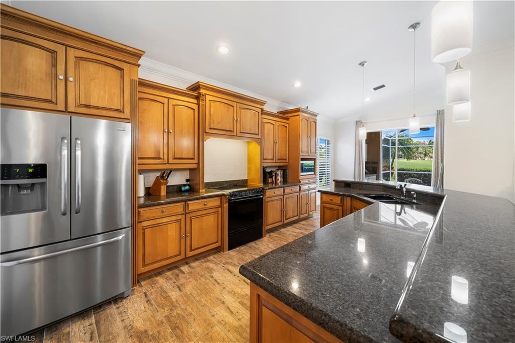 CRESCENT COVE - Residential
