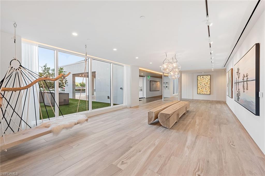 KALEA BAY TOWER 400 - Residential