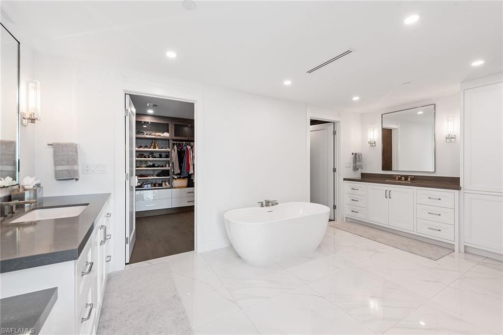 KALEA BAY TOWER 400 - Residential