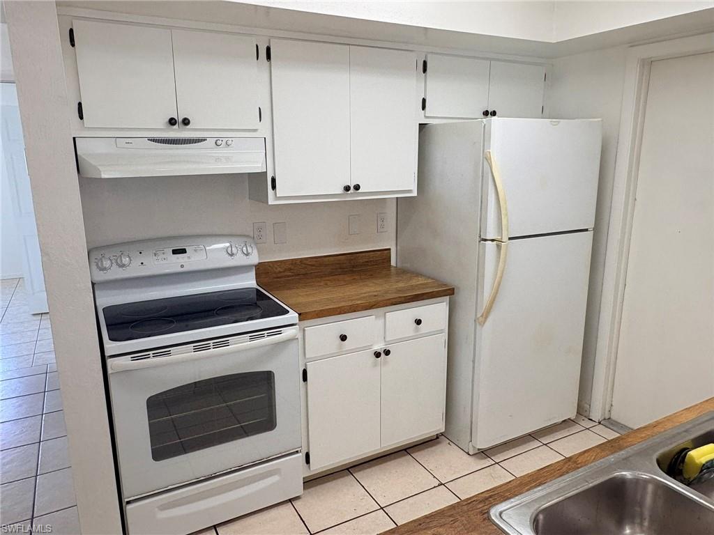 CAPE CORAL - Residential Lease