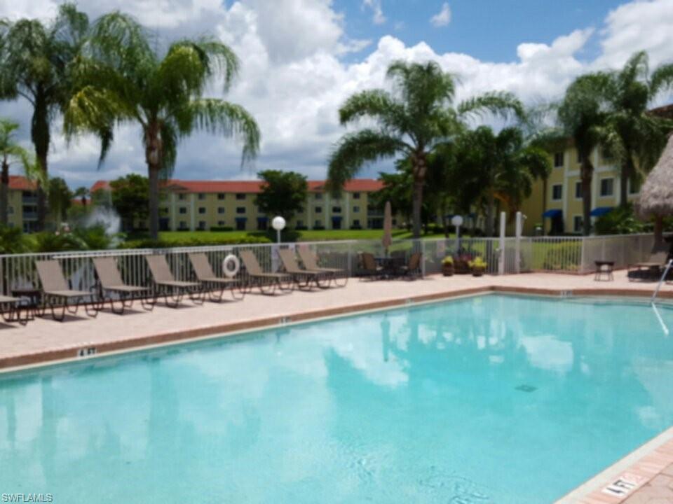 KEY ROYAL CONDOMINIUMS - Residential