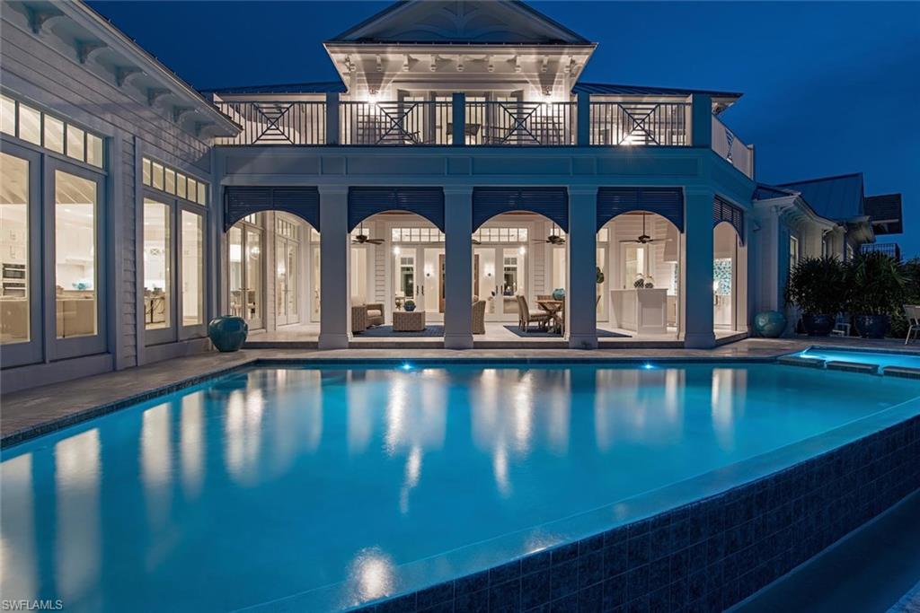 MOORINGS - Residential