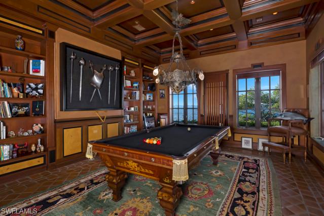 EDGEWATER - Residential