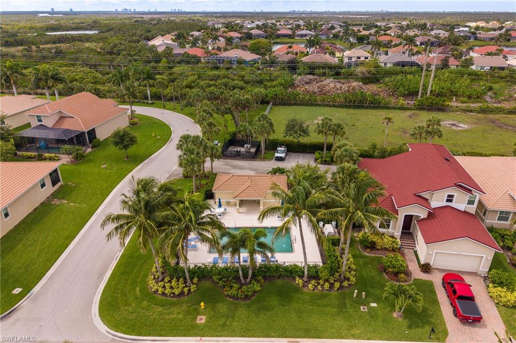 BANYAN BAY - Residential