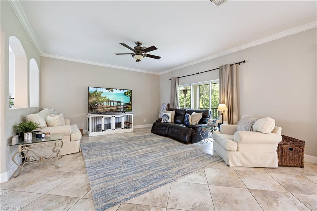 BANYAN BAY - Residential