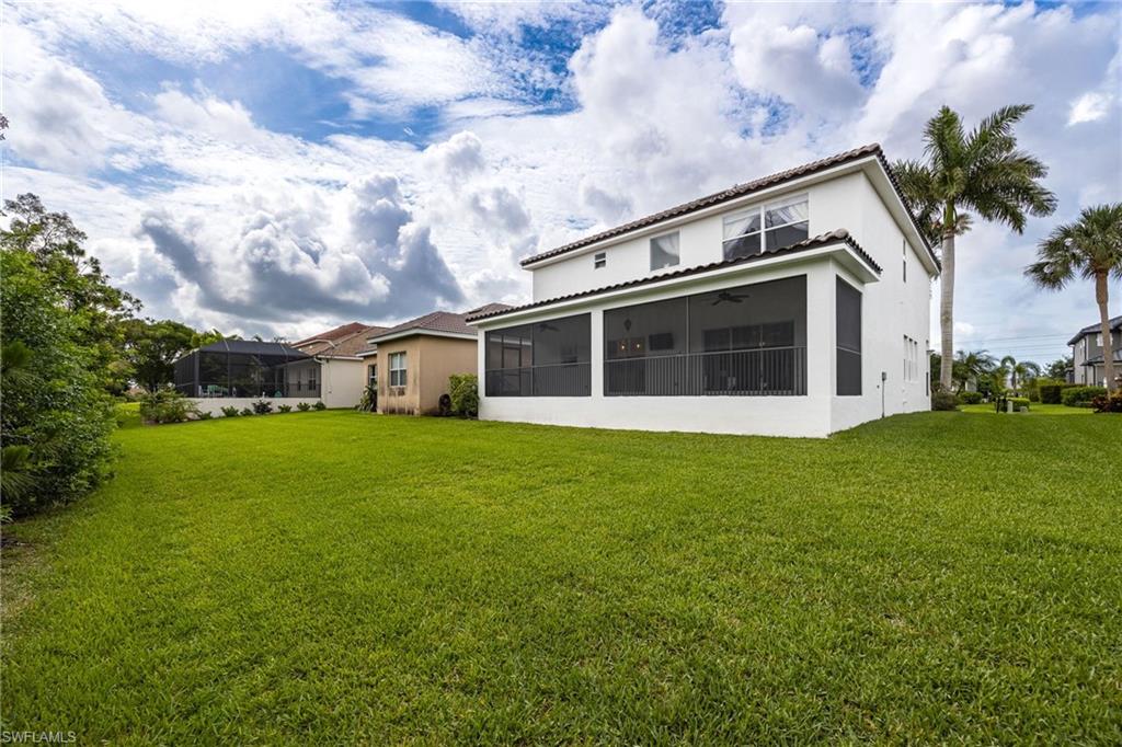 BANYAN BAY - Residential