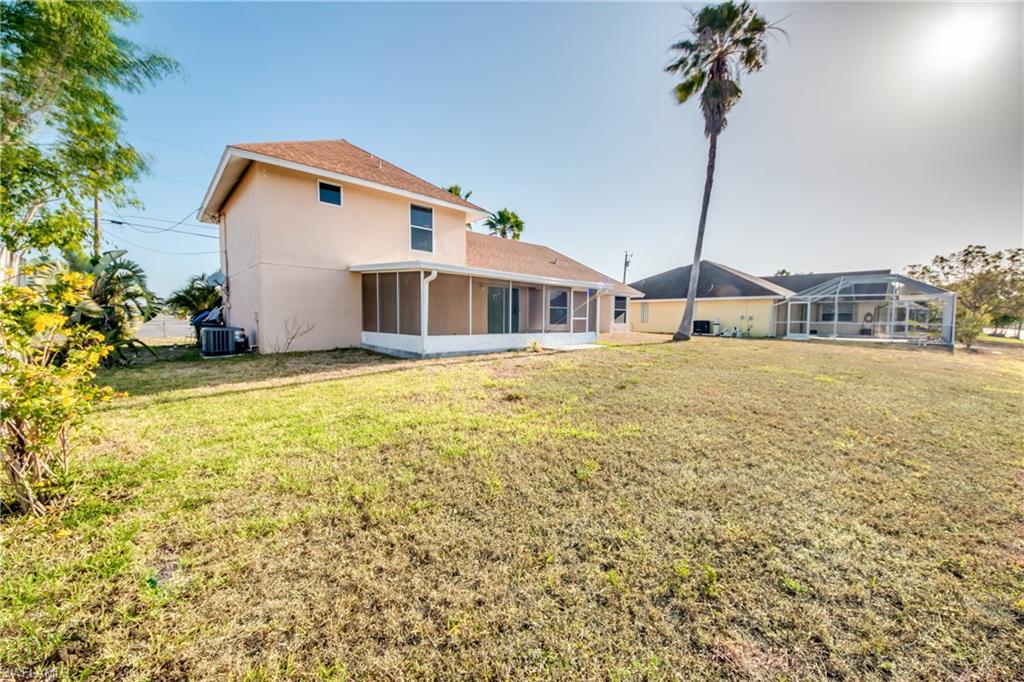 CAPE CORAL - Residential