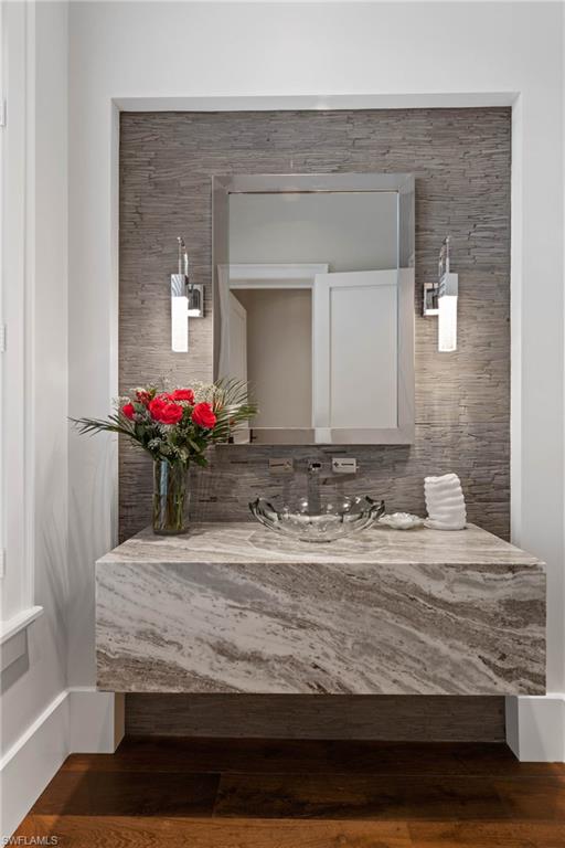 METES AND BOUNDS - Residential