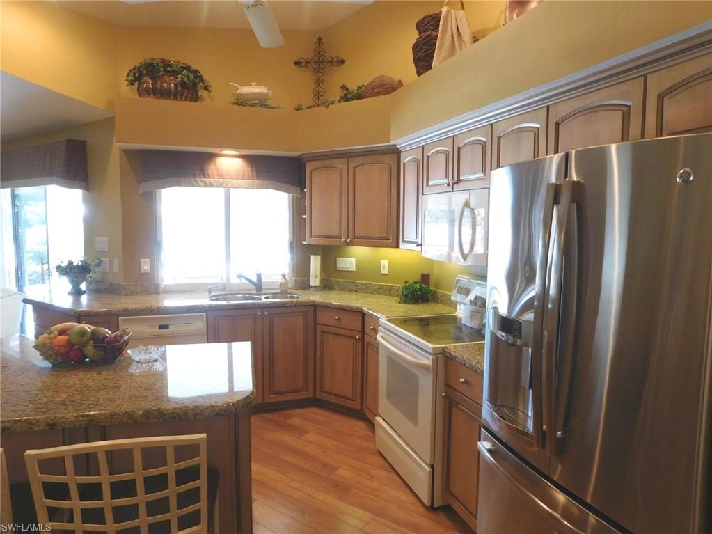 KELLY GREENS - Residential